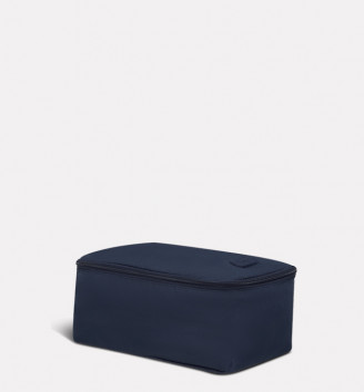 SHOE CUBE, TA
