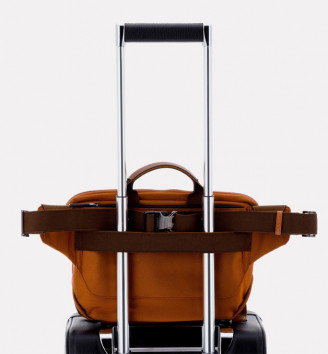 RIÑONERA 13', FIRST CLASS