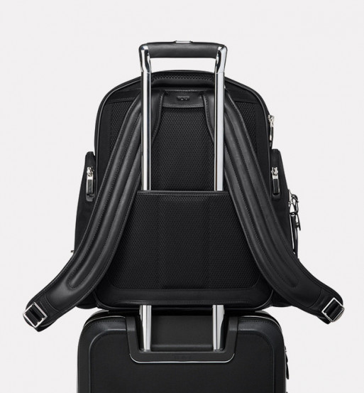 Mochila everyday LARSON, ARRIVE