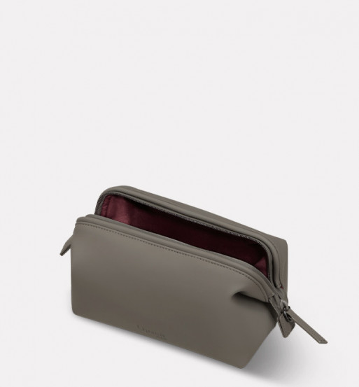 Neceser Toiletry kit, LOST IN BERLIN