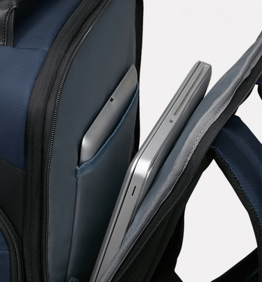 Mochila overnight-underseat expandibkle 17.3" , SPECTROLITE 4.0