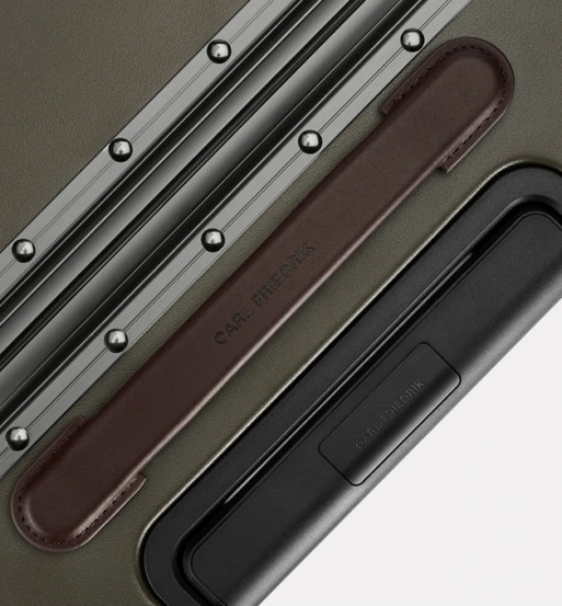 Maleta carry-on con Front access HYBRID