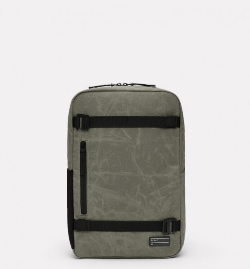 Mochila diaria DAYPACK 17L, ESSENTIALS