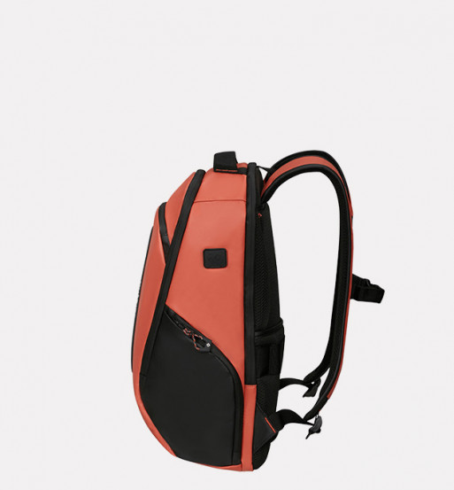 Mochila Daypack M con USB y 15.6", ECODIVER