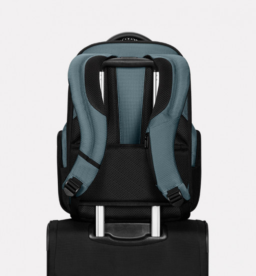Mochila Daypack 15.6" Expandible, PRO-DLX 6