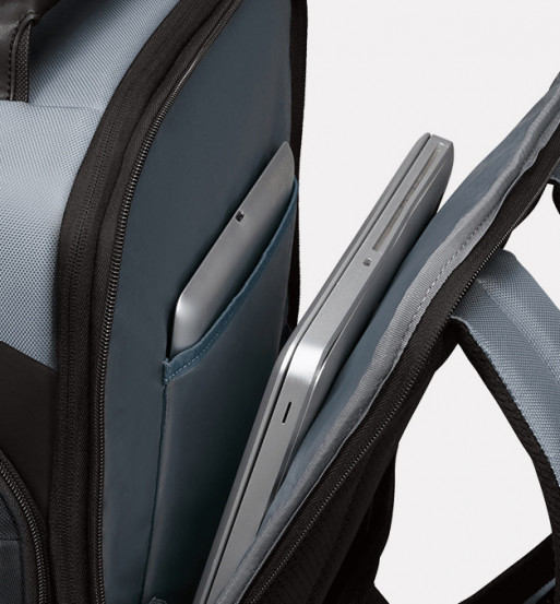 Mochila overnight-underseat expandibkle 17.3" , SPECTROLITE 4.0