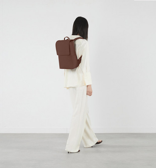 Mochila Daypack compact Square, LOST IN BERLIN