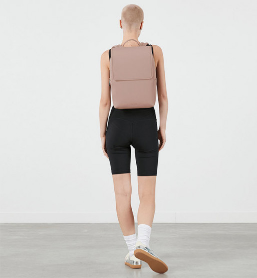 Mochila Daypack compact Square, LOST IN BERLIN