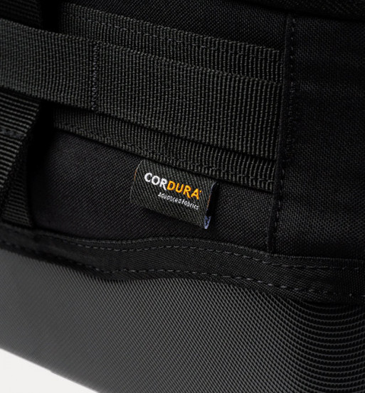 Maleta de mano Rolling Duffel 22, AEGIS