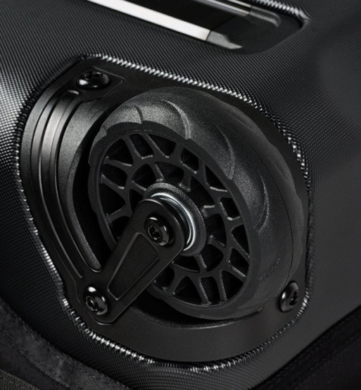 Maleta de mano Rolling Duffel 22, AEGIS