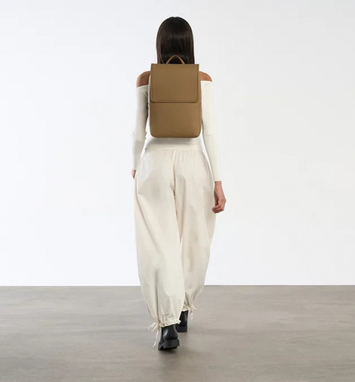 Mochila Daypack compact Square, LOST IN BERLIN