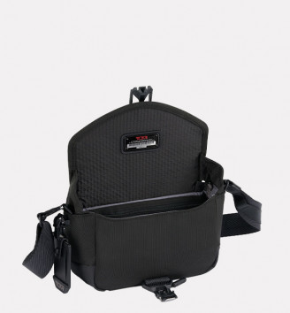 Bandolera con flap compass, ALPHA BRAVO