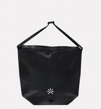 Sealed laundry bag